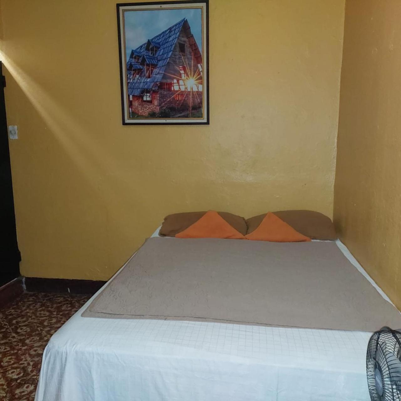 Hotel Alma Maya Antigua Kültér fotó