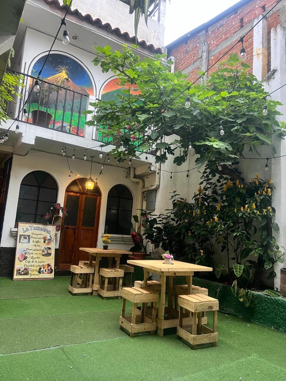 Hotel Alma Maya Antigua Kültér fotó