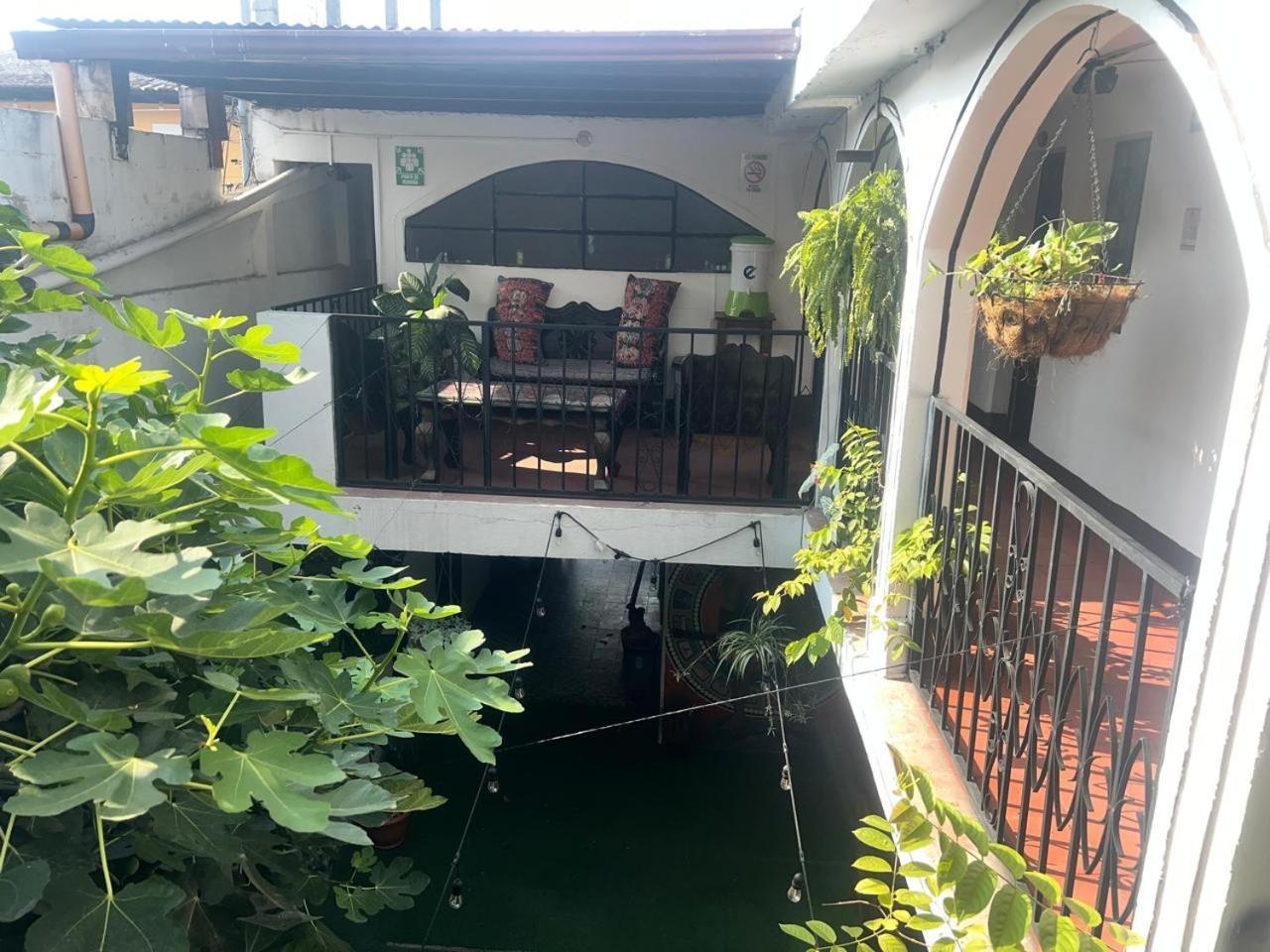 Hotel Alma Maya Antigua Kültér fotó