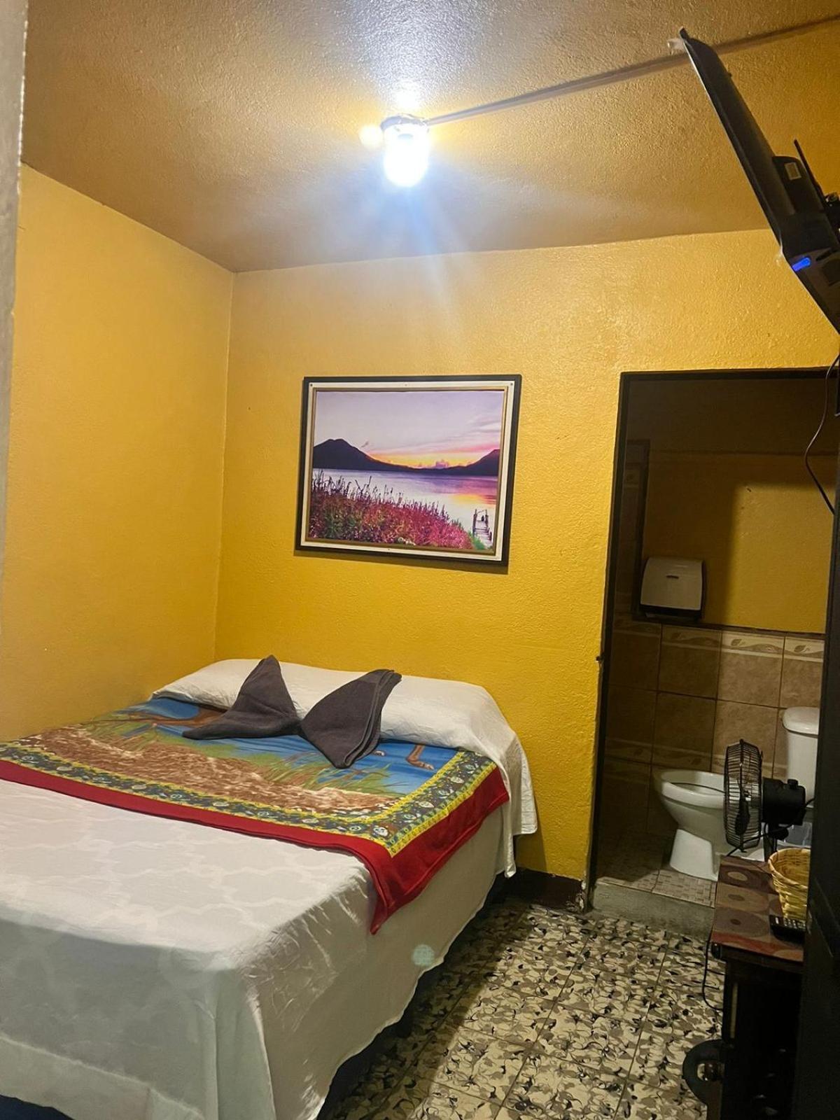 Hotel Alma Maya Antigua Kültér fotó