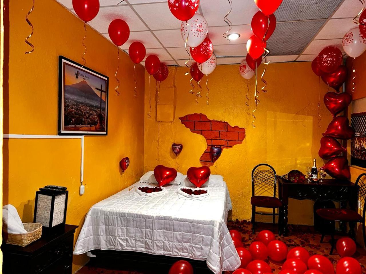 Hotel Alma Maya Antigua Kültér fotó
