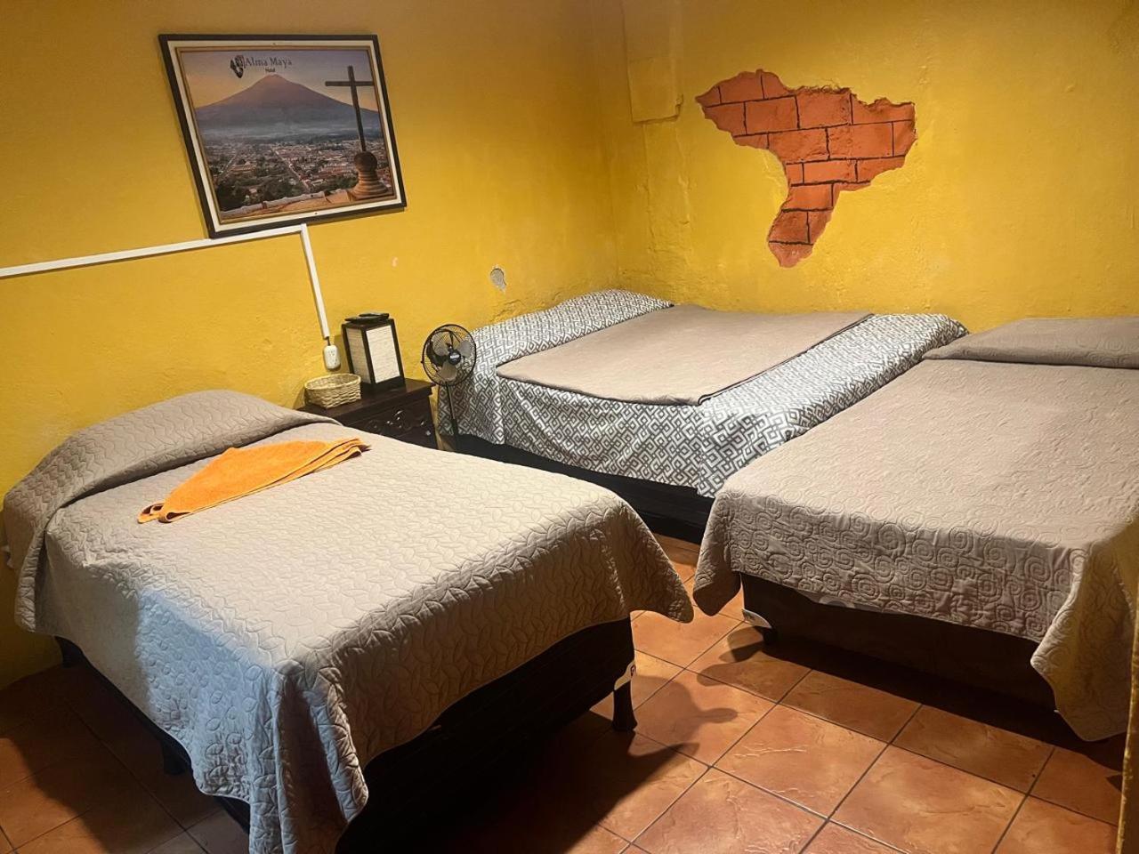 Hotel Alma Maya Antigua Kültér fotó