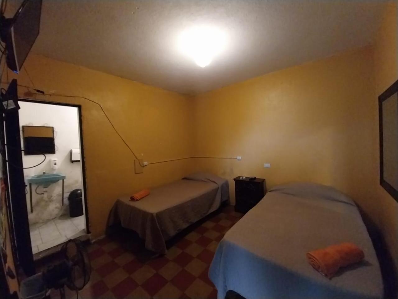 Hotel Alma Maya Antigua Kültér fotó