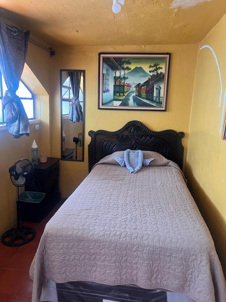 Hotel Alma Maya Antigua Kültér fotó