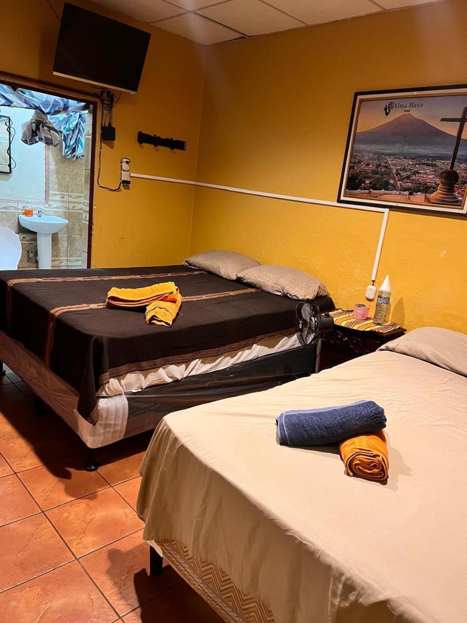 Hotel Alma Maya Antigua Kültér fotó