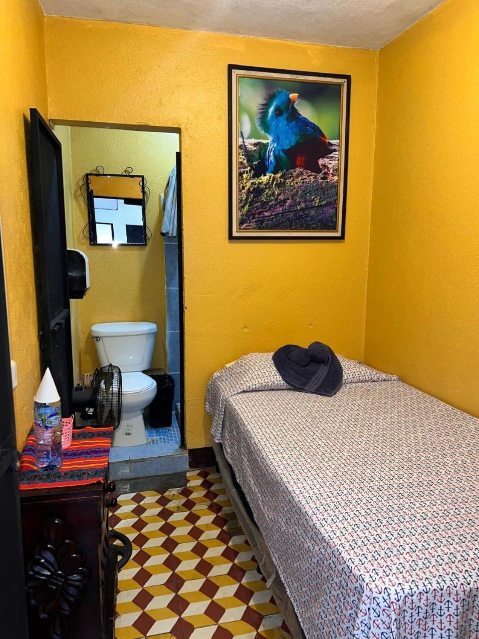 Hotel Alma Maya Antigua Kültér fotó