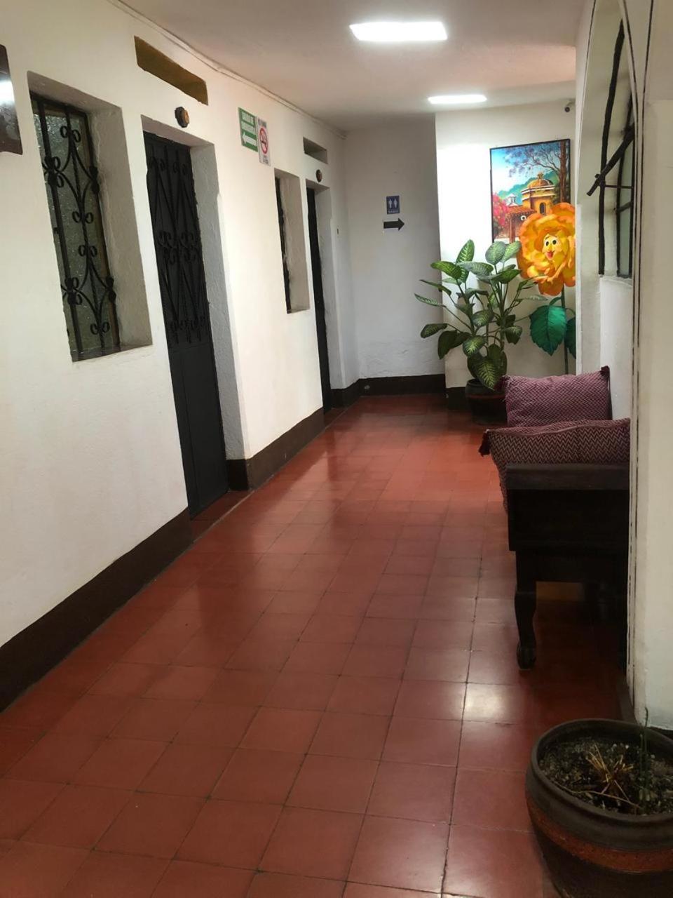 Hotel Alma Maya Antigua Kültér fotó
