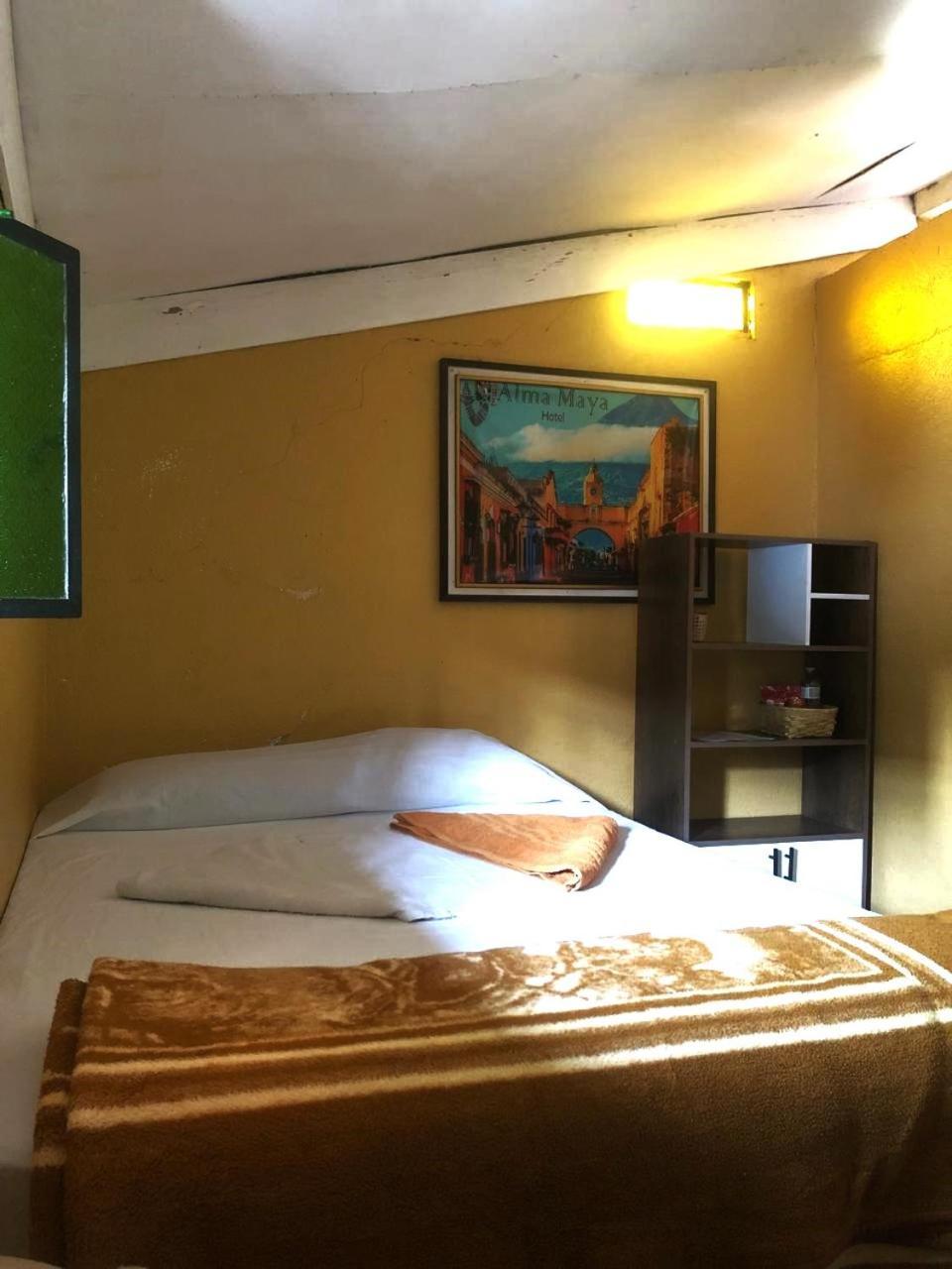 Hotel Alma Maya Antigua Kültér fotó